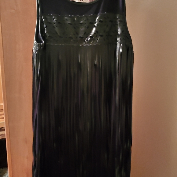 Dress - Picture 4 of 4